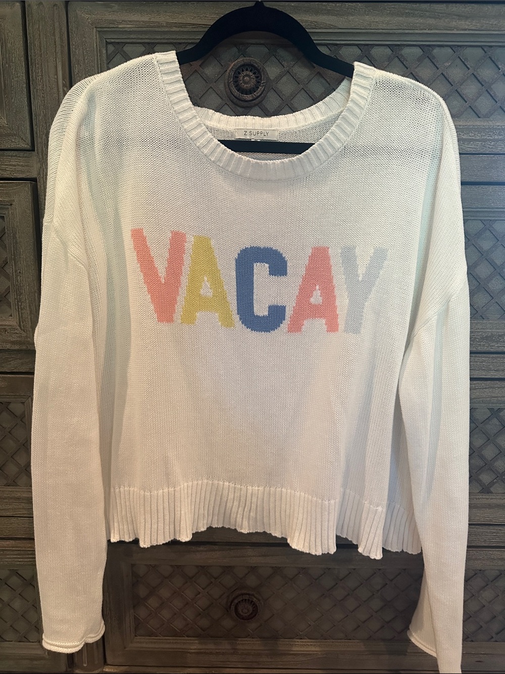Z Supply White 'VACAY' Cotton Crewneck with Multicolor Lettering